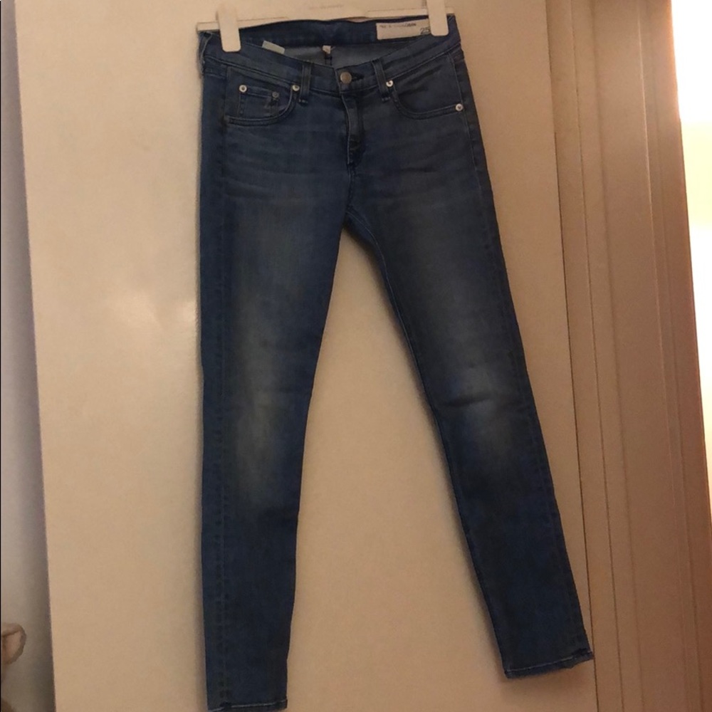 Rag & Bone - size 26 Capri jeans
